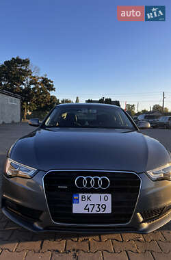 Купе Audi A5 2014 в Дубровиці
