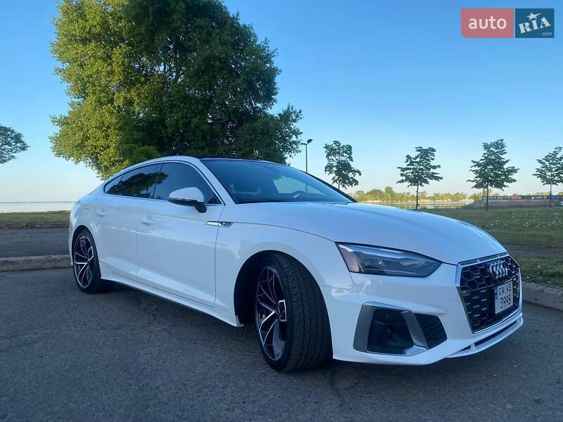 Лифтбек Audi A5 2020 в Львове