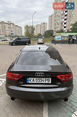 Купе Audi A5 2010 в 