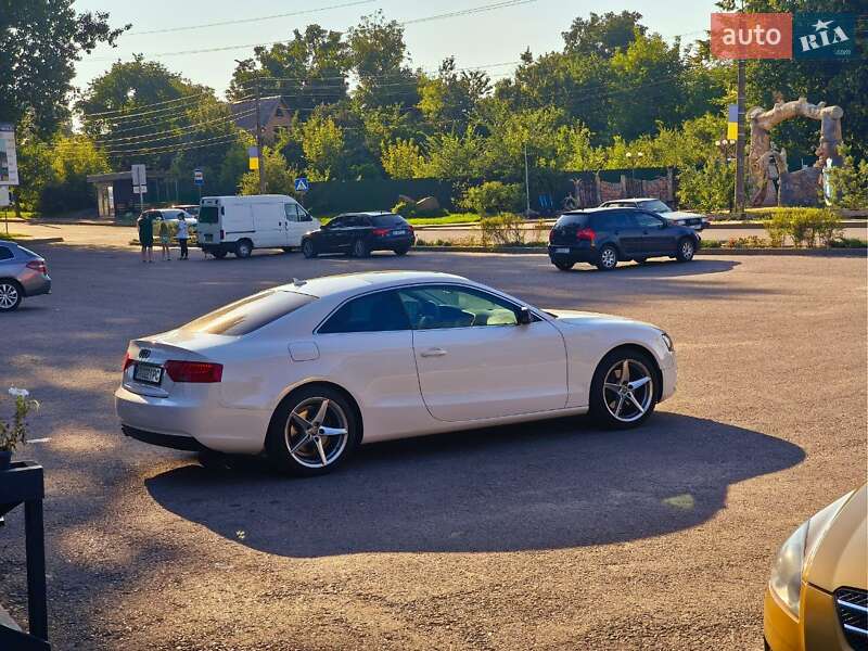 Купе Audi A5 2015 в Киеве