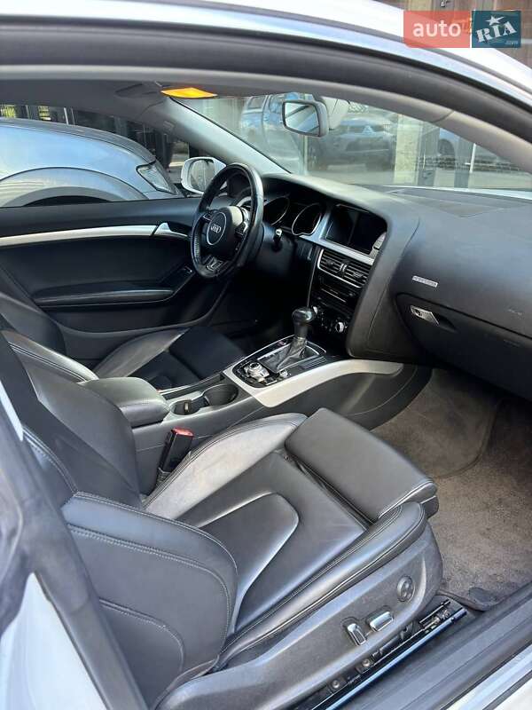 Купе Audi A5 2015 в Киеве