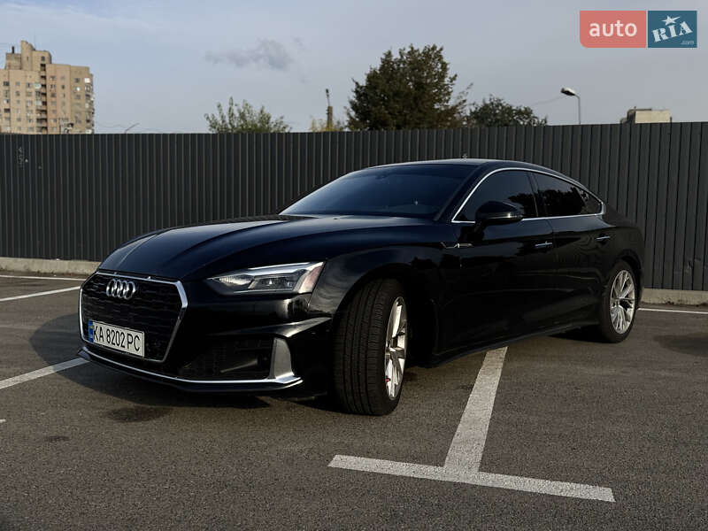 Ліфтбек Audi A5 2020 в 