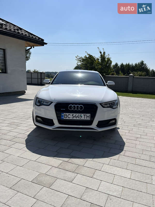 Купе Audi A5 2014 в Новояворовске