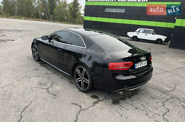 Купе Audi A5 2010 в 