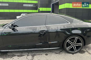 Купе Audi A5 2010 в 