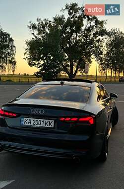 Купе Audi A5 2017 в 