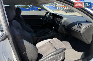 Купе Audi A5 2011 в 