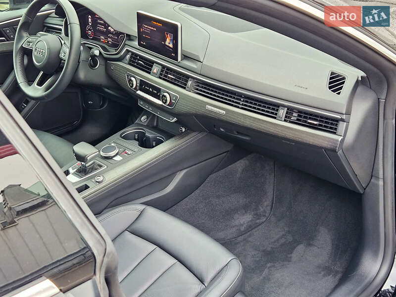 Купе Audi A5 2019 в Киеве