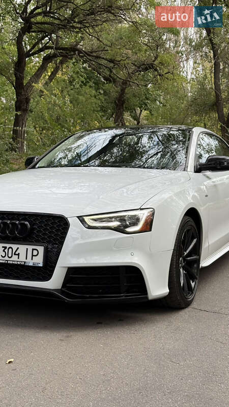 Купе Audi A5 2016 в 