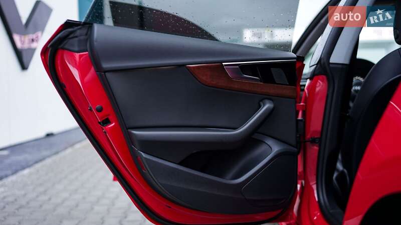 Лифтбек Audi A5 2021 в Львове