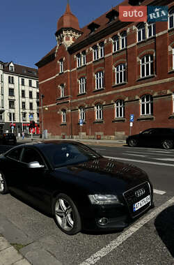 Купе Audi A5 2011 в Ивано-Франковске