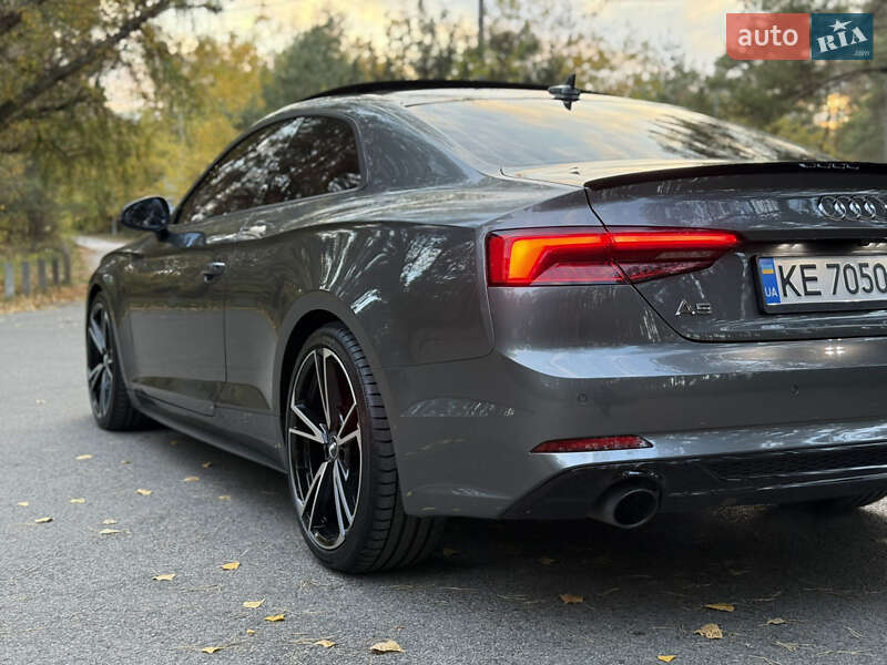 Купе Audi A5 2017 в Новомосковську