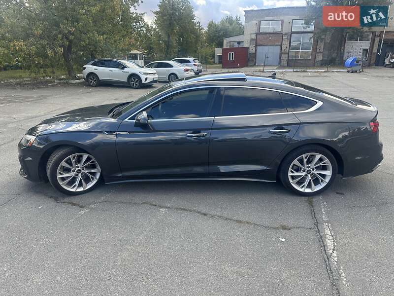 Лифтбек Audi A5 2021 в Киеве