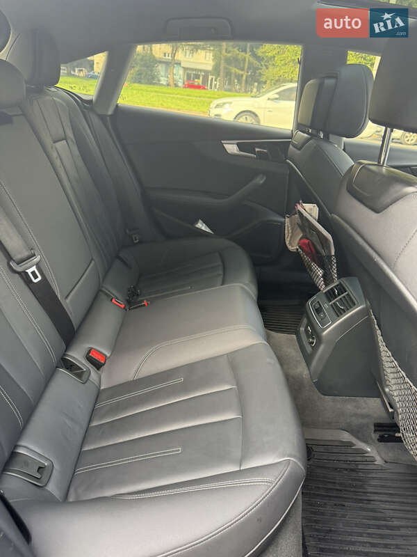 Лифтбек Audi A5 2020 в Львове