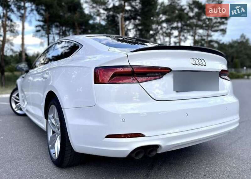 Купе Audi A5 2017 в Киеве