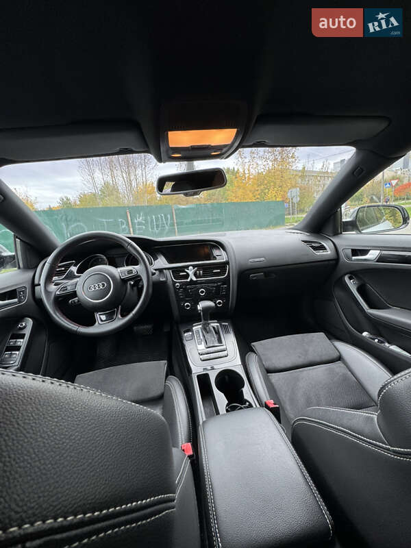 Купе Audi A5 2012 в Ивано-Франковске