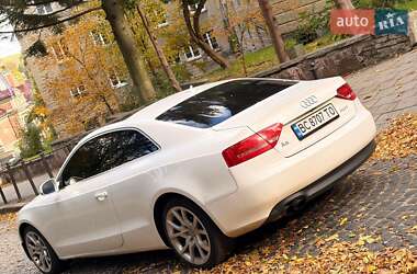 Купе Audi A5 2011 в 