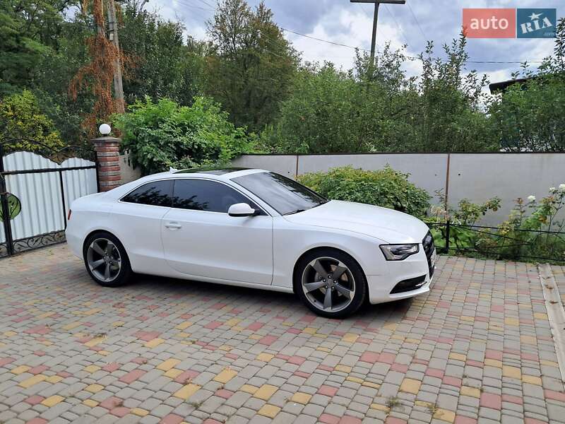 Купе Audi A5 2011 в Гадячі