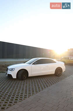Купе Audi A5 2013 в Хмельницком