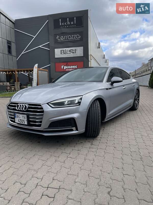 Купе Audi A5 2018 в Львове