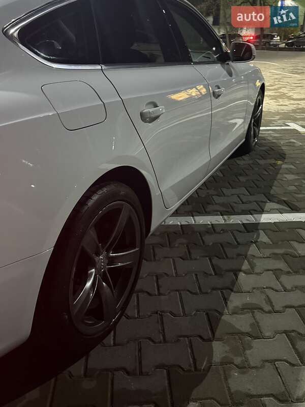 Купе Audi A5 2016 в Києві фото 5 Купе Audi A5 2016 в Києві