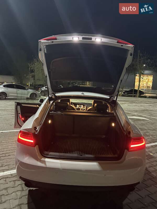 Купе Audi A5 2016 в Києві фото 9 Купе Audi A5 2016 в Києві