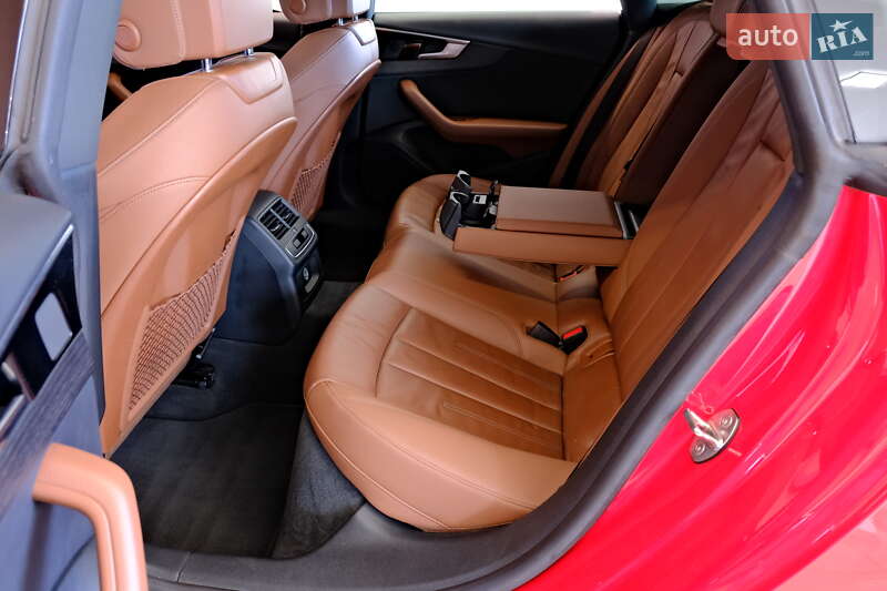 Лифтбек Audi A5 2021 в Одессе