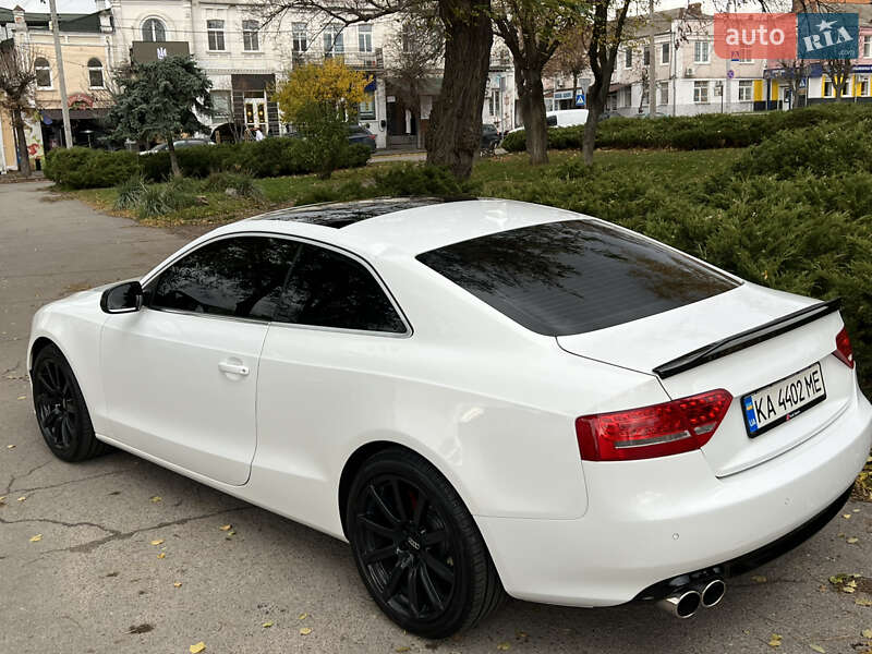 Купе Audi A5 2011 в Белой Церкви