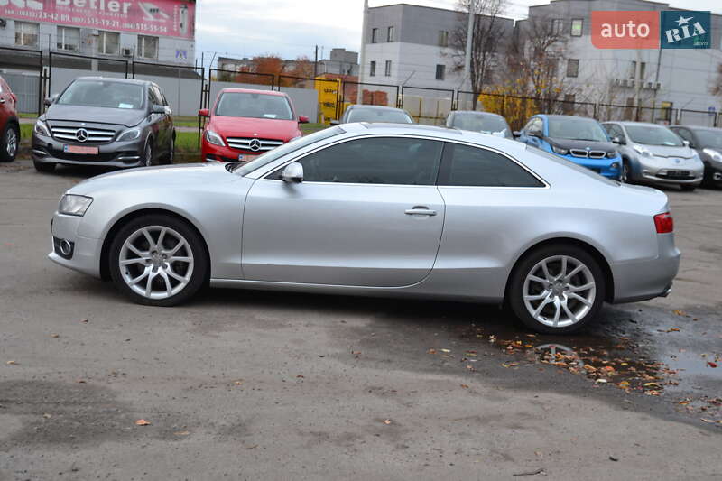 Купе Audi A5 2011 в Луцке