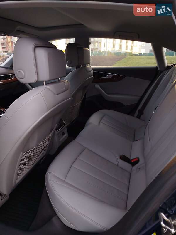 Лифтбек Audi A5 2021 в Киеве фото 23 Лифтбек Audi A5 2021 в Киеве