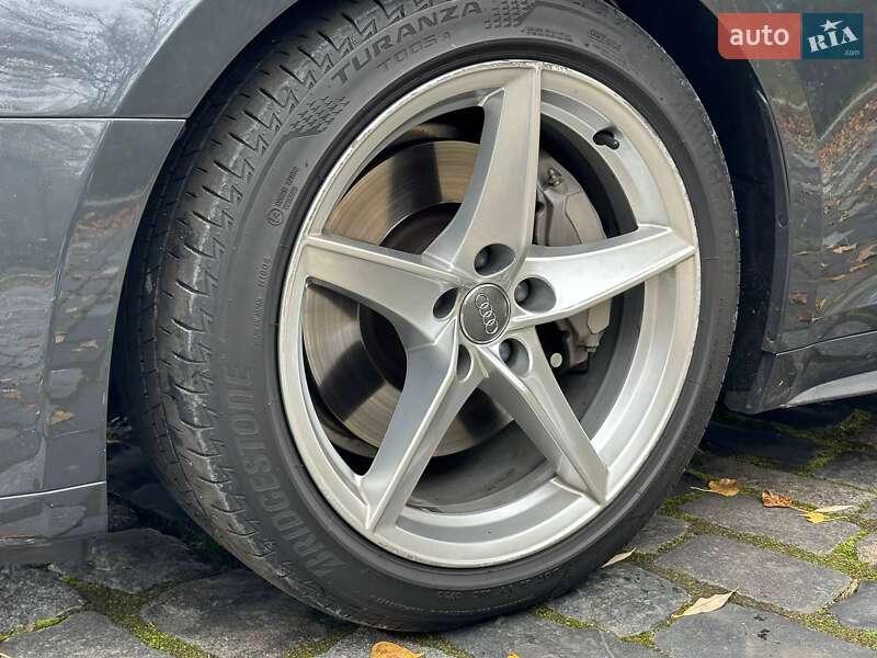 Купе Audi A5 2017 в Киеве