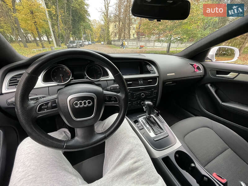 Купе Audi A5 2010 в Києві