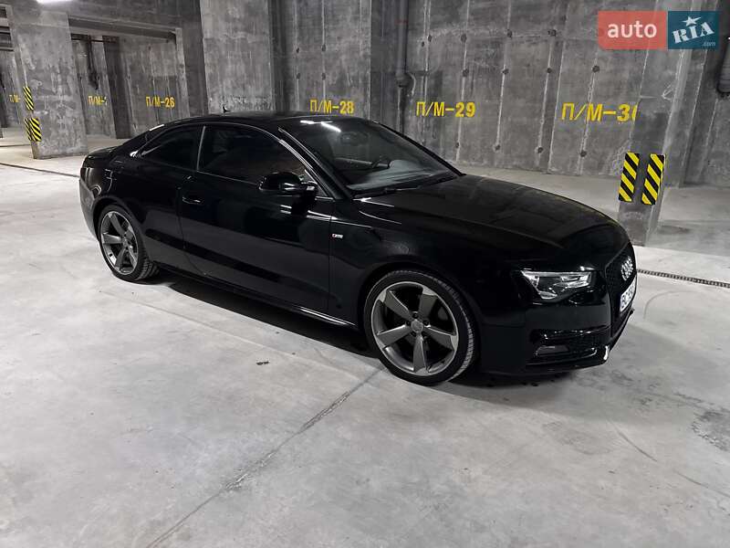 Купе Audi A5 2015 в Львове