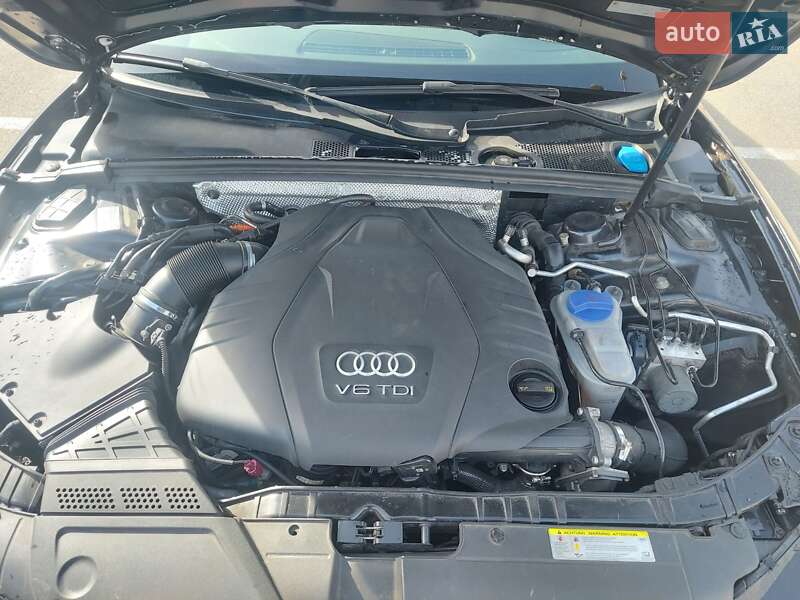 Купе Audi A5 2013 в Ужгороді