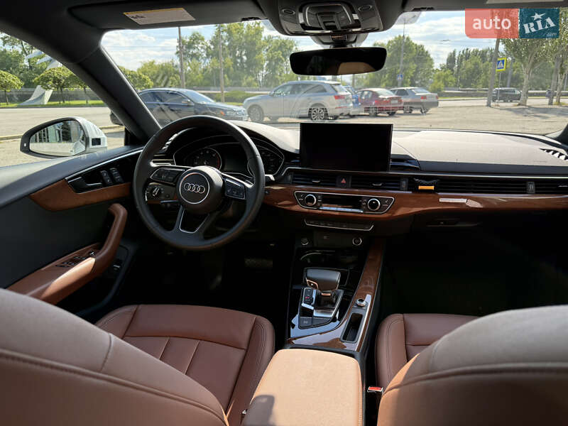 Лифтбек Audi A5 2022 в Днепре