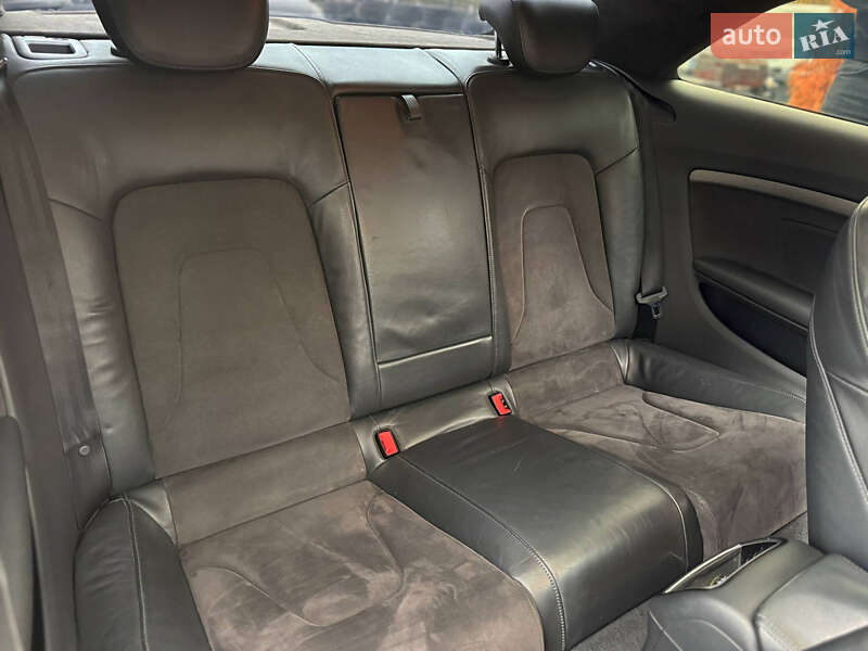 Купе Audi A5 2010 в Києві фото 14 Купе Audi A5 2010 в Києві