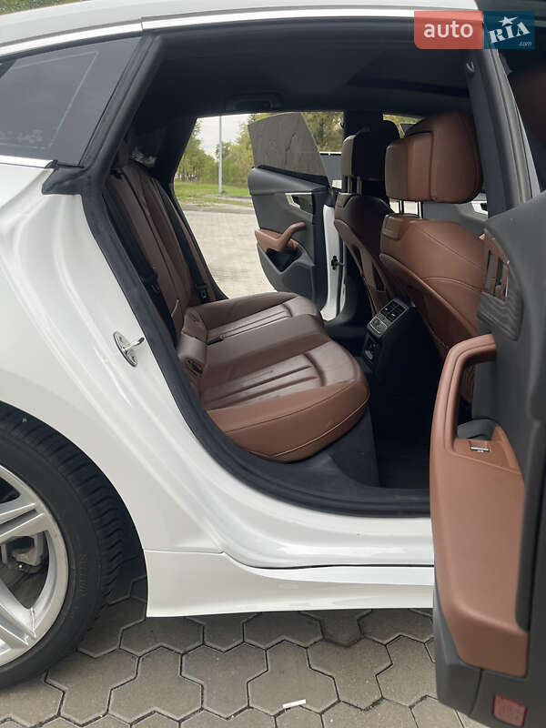 Ліфтбек Audi A5 2020 в Києві фото 29 Ліфтбек Audi A5 2020 в Києві