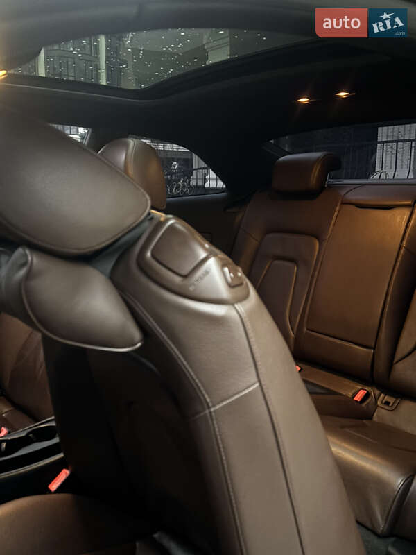 Купе Audi A5 2013 в Киеве