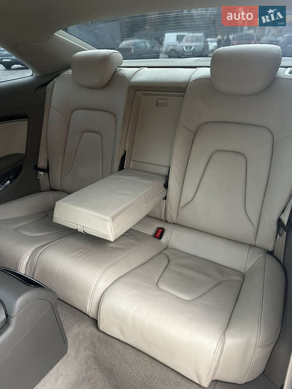 Купе Audi A5 2010 в Харкові