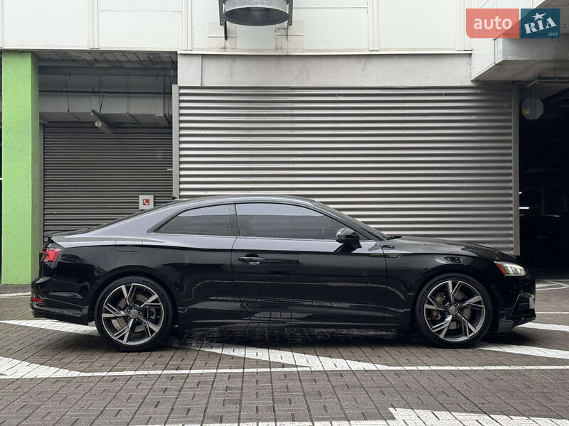 Купе Audi A5 2017 в Києві