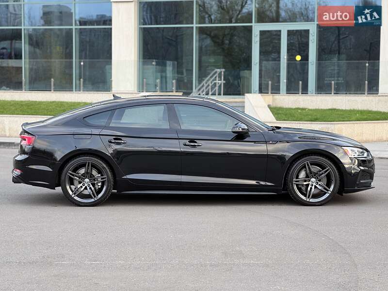 Купе Audi A5 2018 в Днепре