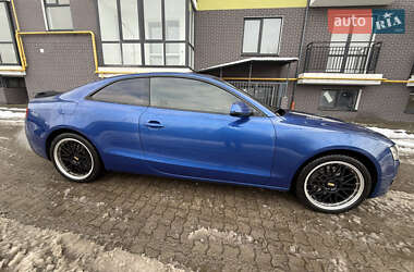 Купе Audi A5 2011 в Жовкве