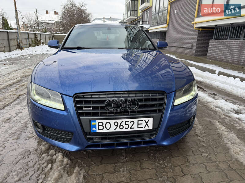 Купе Audi A5 2011 в Жовкве