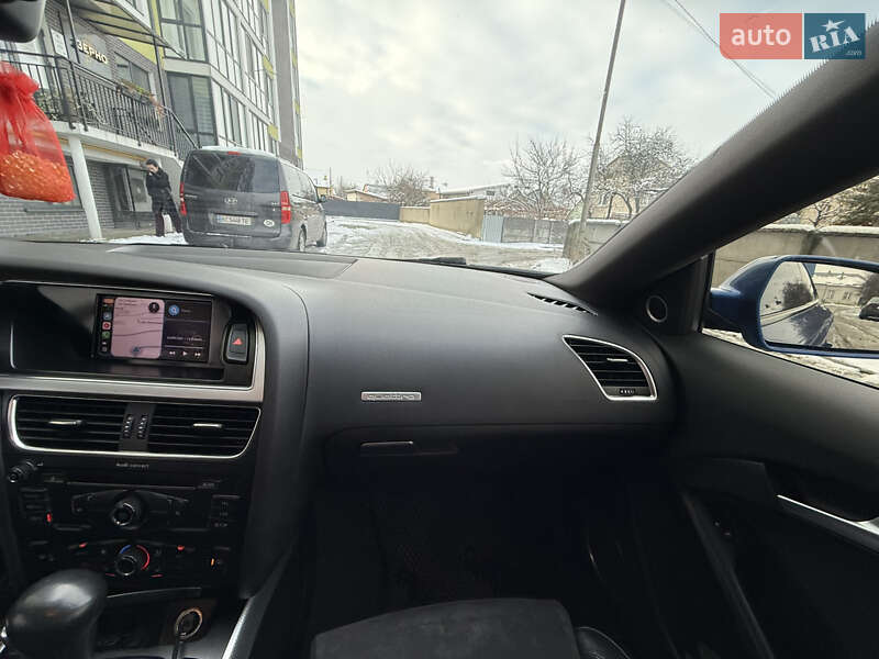 Купе Audi A5 2011 в Жовкве