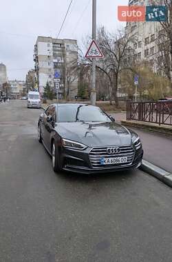 Купе Audi A5 2018 в Киеве