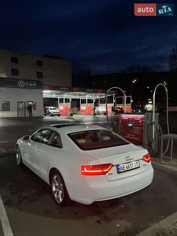 Купе Audi A5 2013 в Киеве