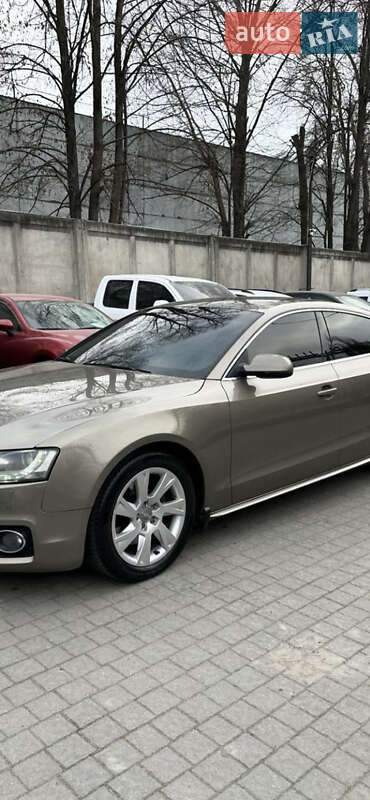 Audi A5 2010 Audi A5 2010
