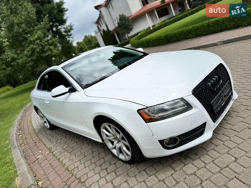 Купе Audi A5 2011 в Львові