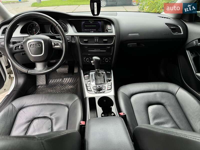 Купе Audi A5 2011 в Львові