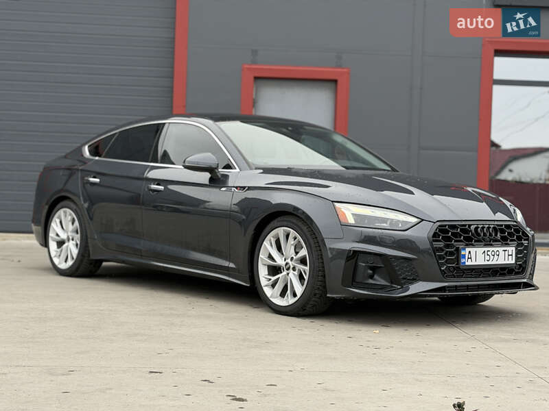 Лифтбек Audi A5 2022 в Барышевке